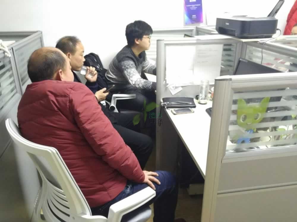 �A�ɿ͑���ҹ�˾��(du��)�W(w��ng)վ���O(sh��)�M(j��n)�М�ͨ